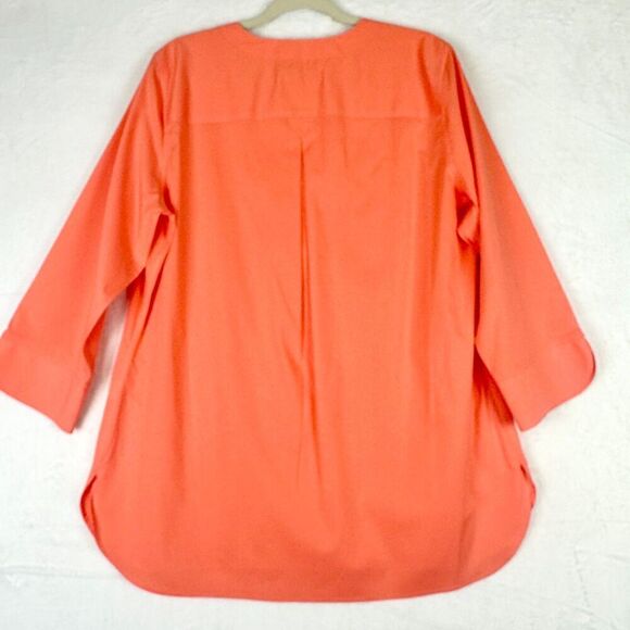 Foxcroft Vaughn Non Iron Stretch Tunic Size 16 Relaxed Coral Career - Picture 2 of 6
